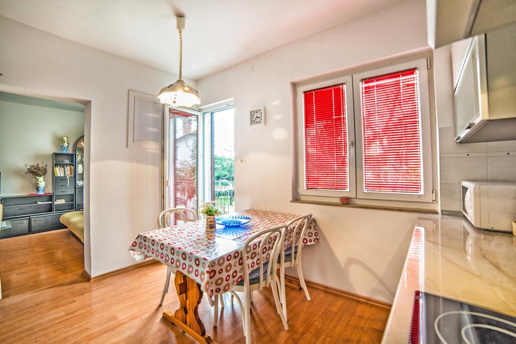 Iva Apartment